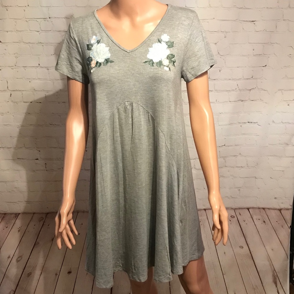 Alya Francesca’ grey dress floral embroidered boho dress nwot